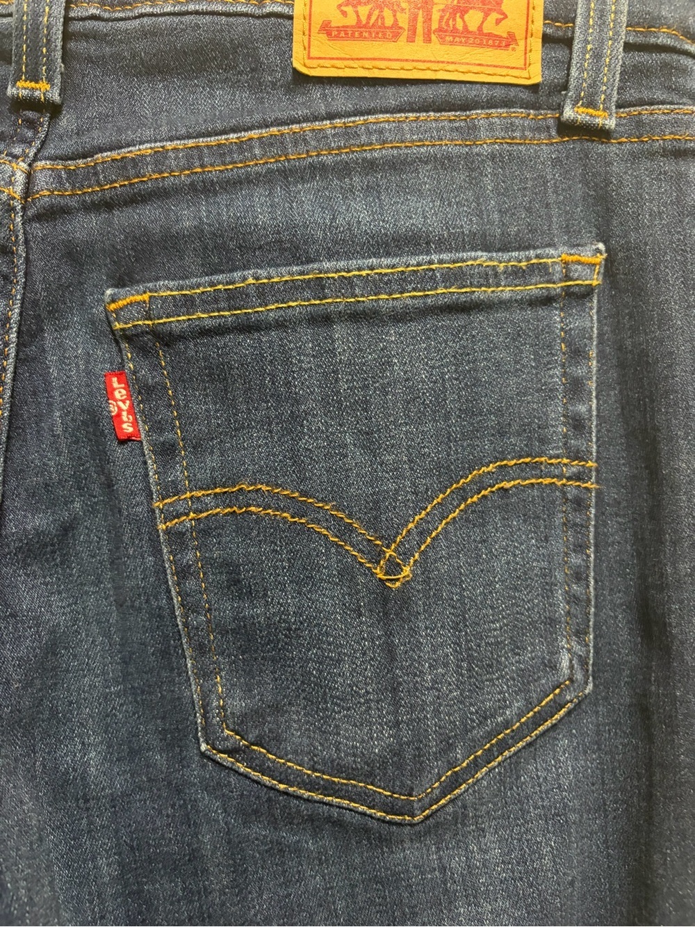 Levi's 726 High Rise Flare Leg Jeans Women’s Size 28x30 - Picture 5 of 10